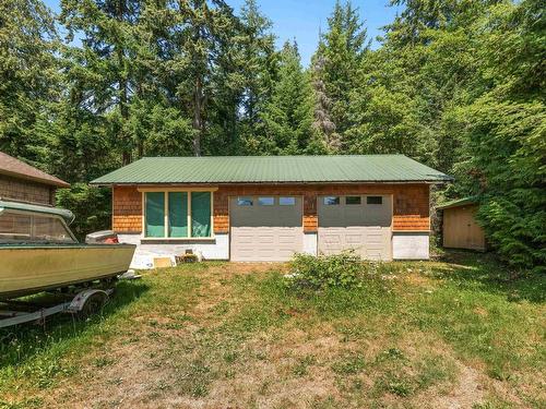 5090 Chapman Road, Sechelt, BC 