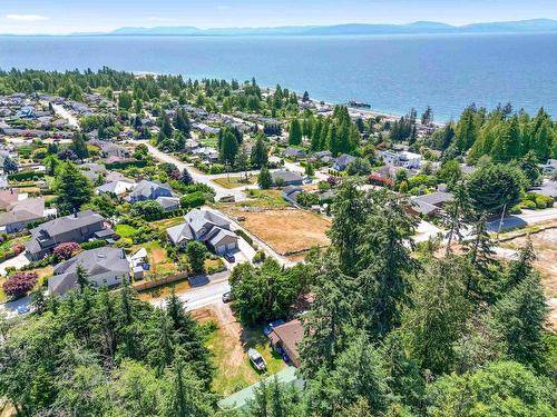 5090 Chapman Road, Sechelt, BC 