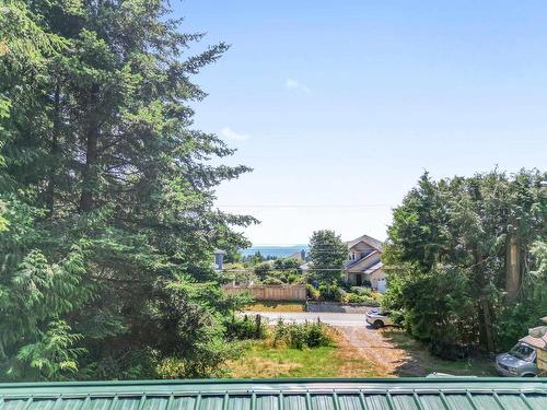 5090 Chapman Road, Sechelt, BC 