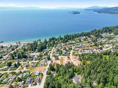 5090 Chapman Road, Sechelt, BC 