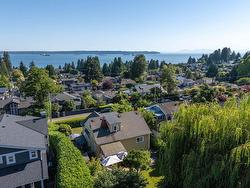 2441 NELSON AVENUE  West Vancouver, BC V7V 2R3