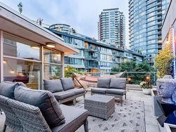 226 188 KEEFER PLACE  Vancouver, BC V6B 0J1