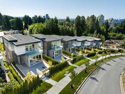 584 ARTHUR ERICKSON PLACE  West Vancouver, BC V7T 1J1