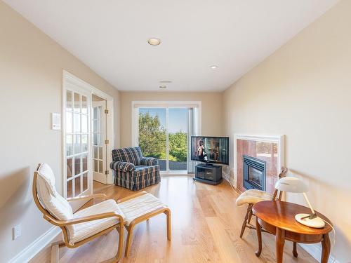 1440 Sandhurst Place, West Vancouver, BC 