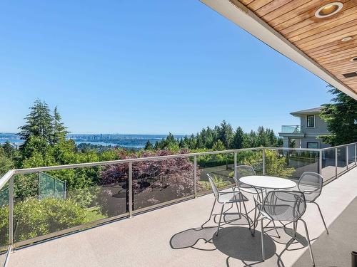 1440 Sandhurst Place, West Vancouver, BC 