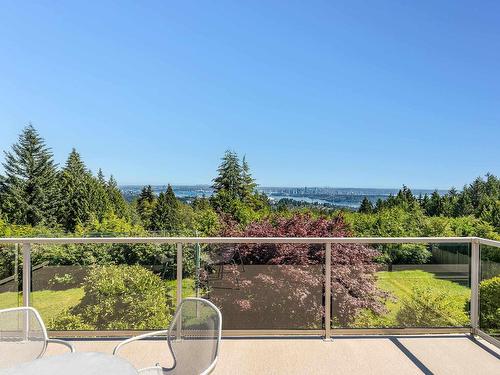 1440 Sandhurst Place, West Vancouver, BC 