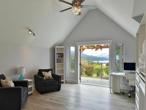 6352 Sandpiper Road, Sechelt, BC 