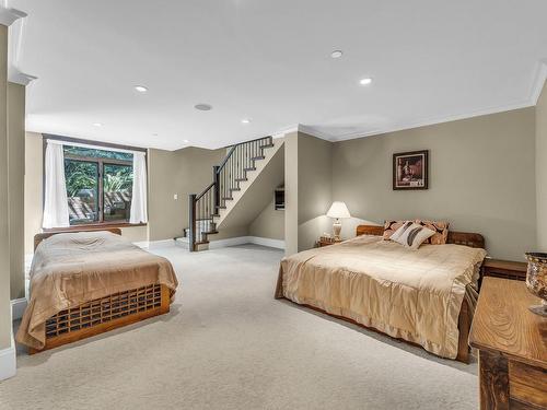 2673 Finch Hill, West Vancouver, BC 