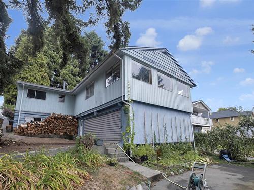 1144 Rochester Avenue, Coquitlam, BC 