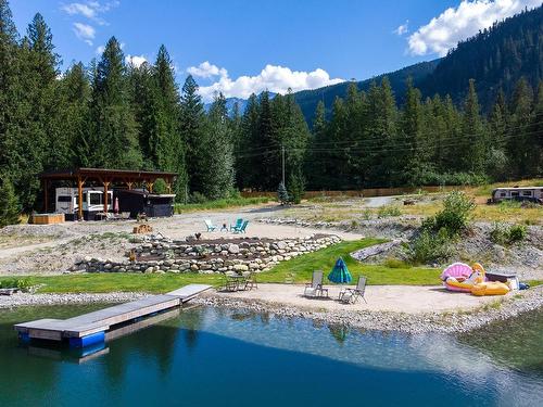 1015 Cedar Grove Road, Pemberton, BC 