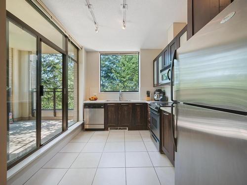 302 9390 University Crescent, Burnaby, BC 