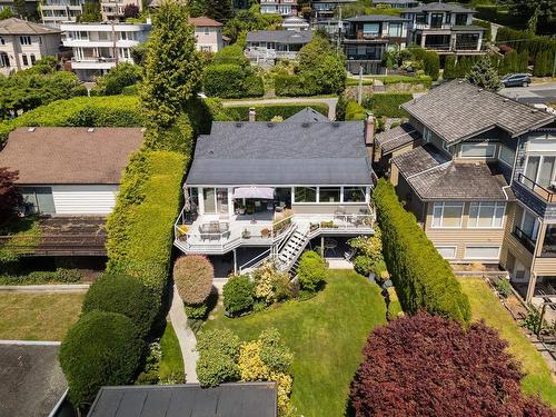 2136 Nelson Avenue, West Vancouver, BC 