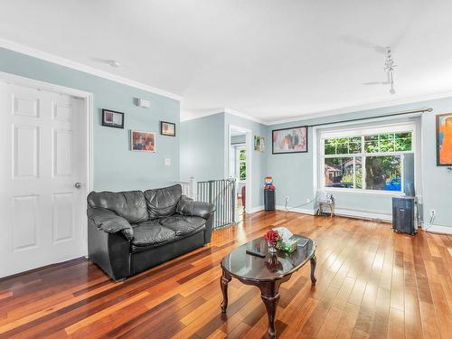 1553 Burrill Avenue, North Vancouver, BC 