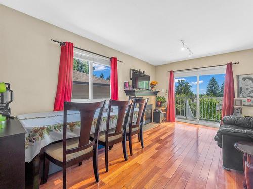 1553 Burrill Avenue, North Vancouver, BC 