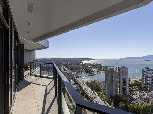 3602 889 Pacific Street, Vancouver, BC 