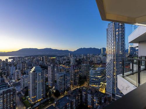 3602 889 Pacific Street, Vancouver, BC 