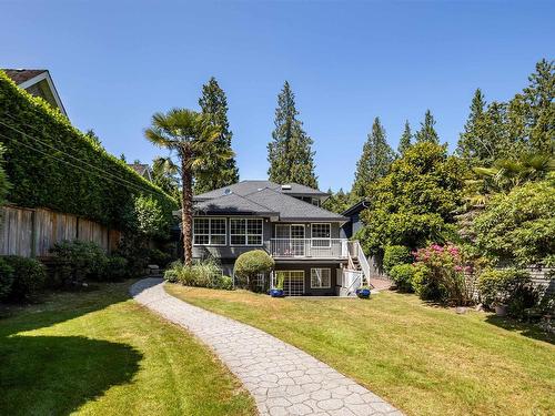 4225 Evergreen Avenue, West Vancouver, BC 