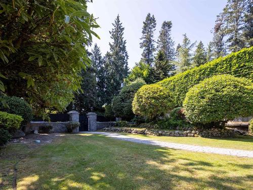 4225 Evergreen Avenue, West Vancouver, BC 