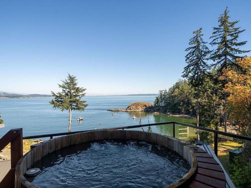 238 Shore Lane, Bowen Island, BC 