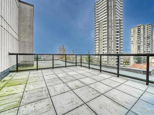 302 1080 Pacific Street, Vancouver, BC 