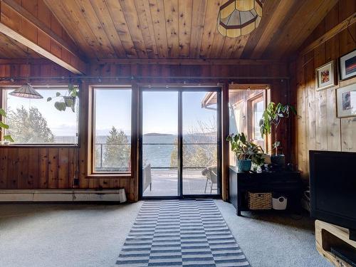 5159 Sunshine Coast Highway, Sechelt, BC 