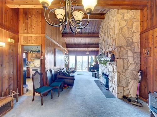 5159 Sunshine Coast Highway, Sechelt, BC 