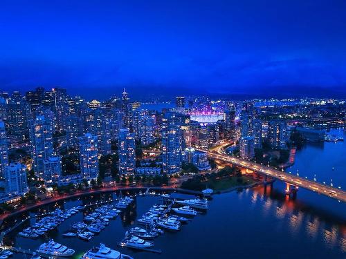 2101 1033 Marinaside Crescent, Vancouver, BC 