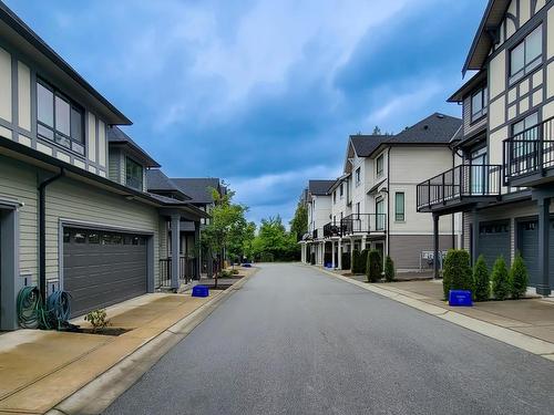 62 3500 Burke Village Promenade, Coquitlam, BC 