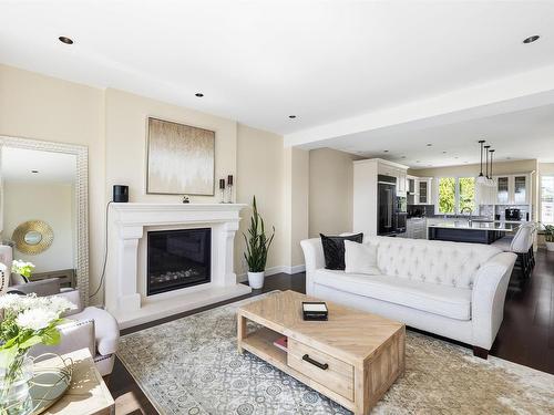 1271 Fulton Avenue, West Vancouver, BC 