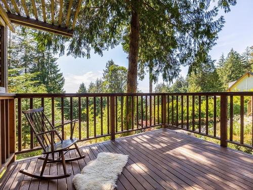 949 Windjammer Road, Bowen Island, BC 