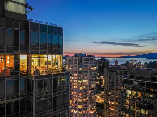 Ph5 1288 W Georgia Street, Vancouver, BC 