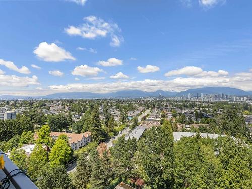 1602 5652 Patterson Avenue, Burnaby, BC 