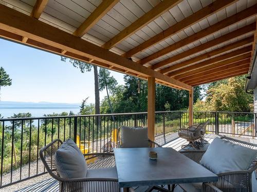 7891-7893 Redrooffs Road, Halfmoon Bay, BC 