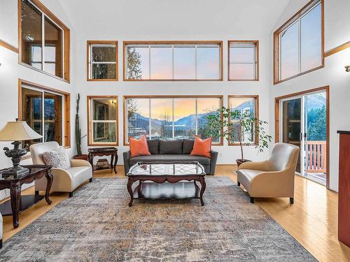 1027 Glacier View Drive, Squamish, BC 