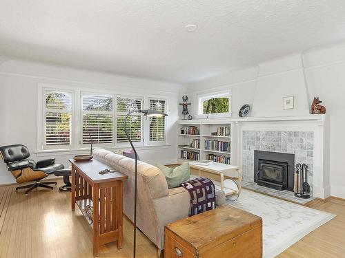 4269 W 13Th Avenue, Vancouver, BC 