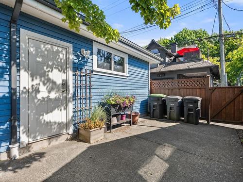 2 46 W 12Th Avenue, Vancouver, BC 