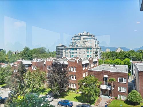 501 1550 W 15Th Avenue, Vancouver, BC 