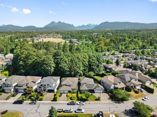 23845 106 Avenue, Maple Ridge, BC 