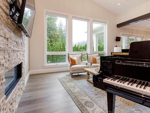 1393 Greenbriar Way, North Vancouver, BC 