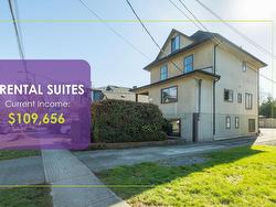 32 E 17TH AVENUE  Vancouver, BC V5V 1A2