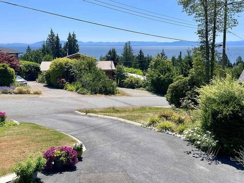 1436 Velvet Road, Gibsons, BC 