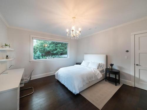 4428 Piccadilly North, West Vancouver, BC 