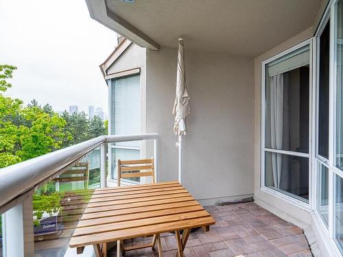 613 518 Moberly Road, Vancouver, BC 