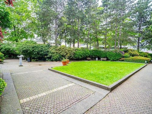 613 518 Moberly Road, Vancouver, BC 