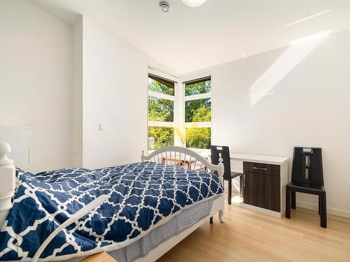 4742 Collingwood Street, Vancouver, BC 