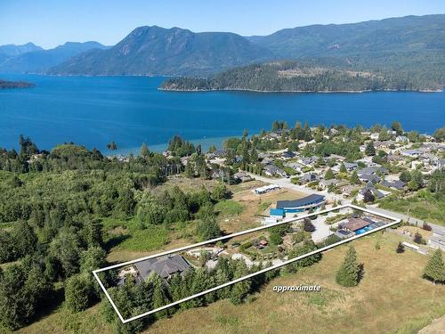 6391&93 Sandpiper Road, Sechelt, BC 