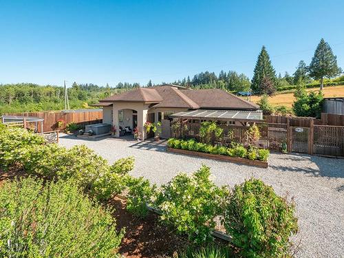 6391&93 Sandpiper Road, Sechelt, BC 