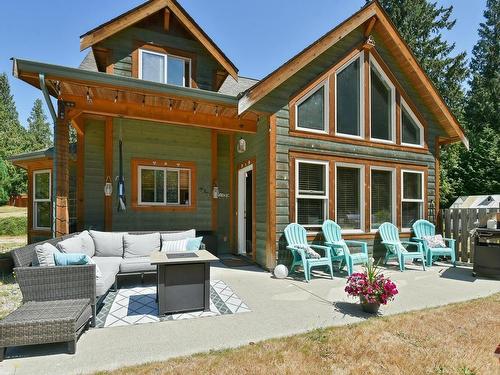 3190 Huckleberry Road, Gibsons, BC 