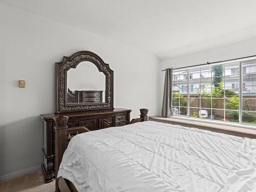 110 125 W 18Th Street, North Vancouver, BC 