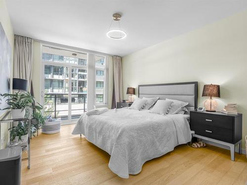 309 2565 Maple Street, Vancouver, BC 